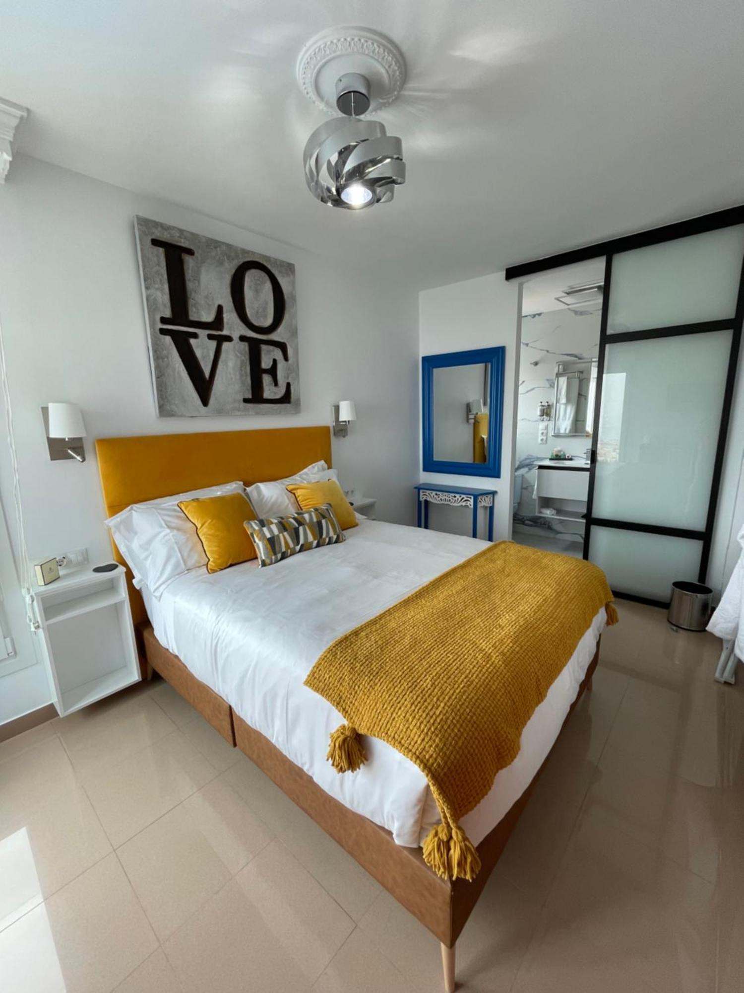 Cariad Boutique Bed & Breakfast La Cala Del Moral Værelse billede